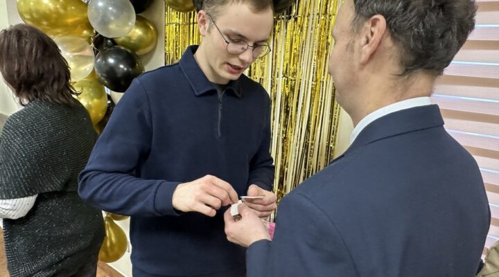 OPŁATEK RADOSNYCH SERC 2024, Parafia Św. Heleny w Nowym Sączu, wspólnota, Radosne Serca, spotkanie opłatkowe, kolędowanie, życzenia