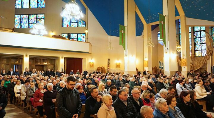 WIELKI CZWARTEK, Parafia Helena, informacje, Nowy Sącz